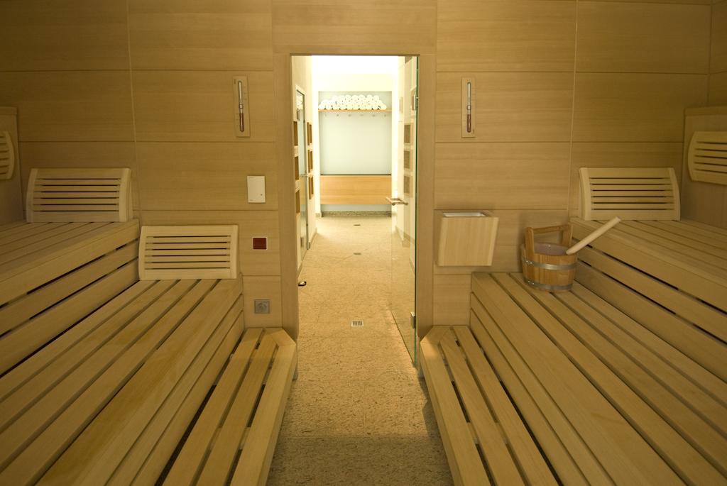 Hubertus Hof Landhotel Balatonfenyves Ngoại thất bức ảnh