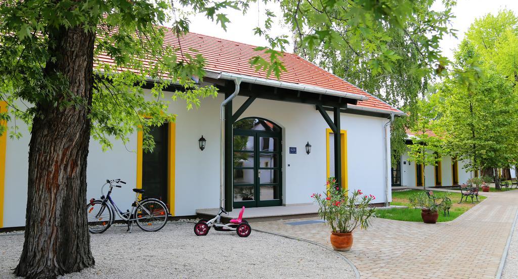 Hubertus Hof Landhotel Balatonfenyves Ngoại thất bức ảnh