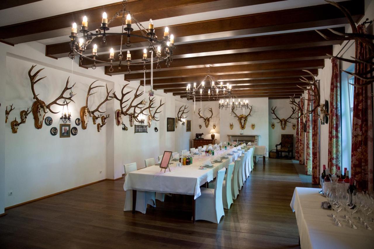 Hubertus Hof Landhotel Balatonfenyves Ngoại thất bức ảnh